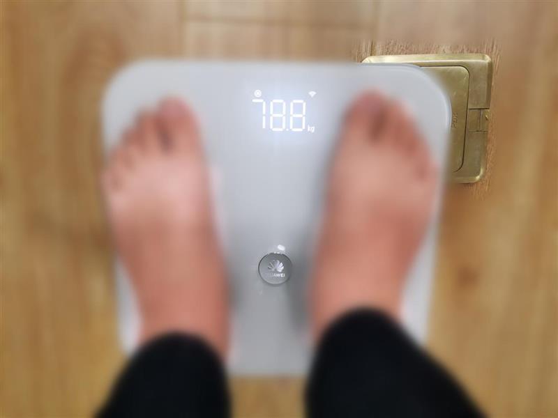 能体脂秤WiFi版评测：加量不加价的良心升级PG麻将胡了免费模拟器称脂肪、测心率 华为智(图6)