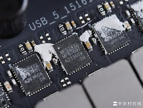 AI超频让9800X3D继续伟大麻将胡了华硕B850主板首测(图11)
